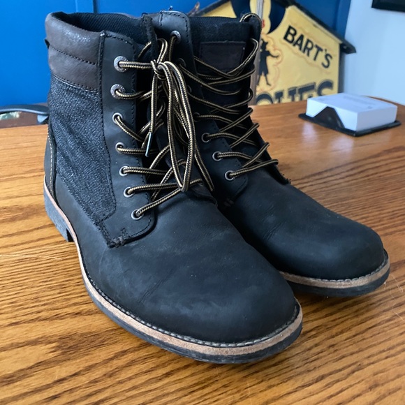 10.5 Levi’s Men’s Boot - Picture 3 of 7